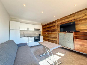 Studio Cabine 4 P. · Centre Val d'Isère · Ski aux Pieds · Tout Confort - FR-1-518-134